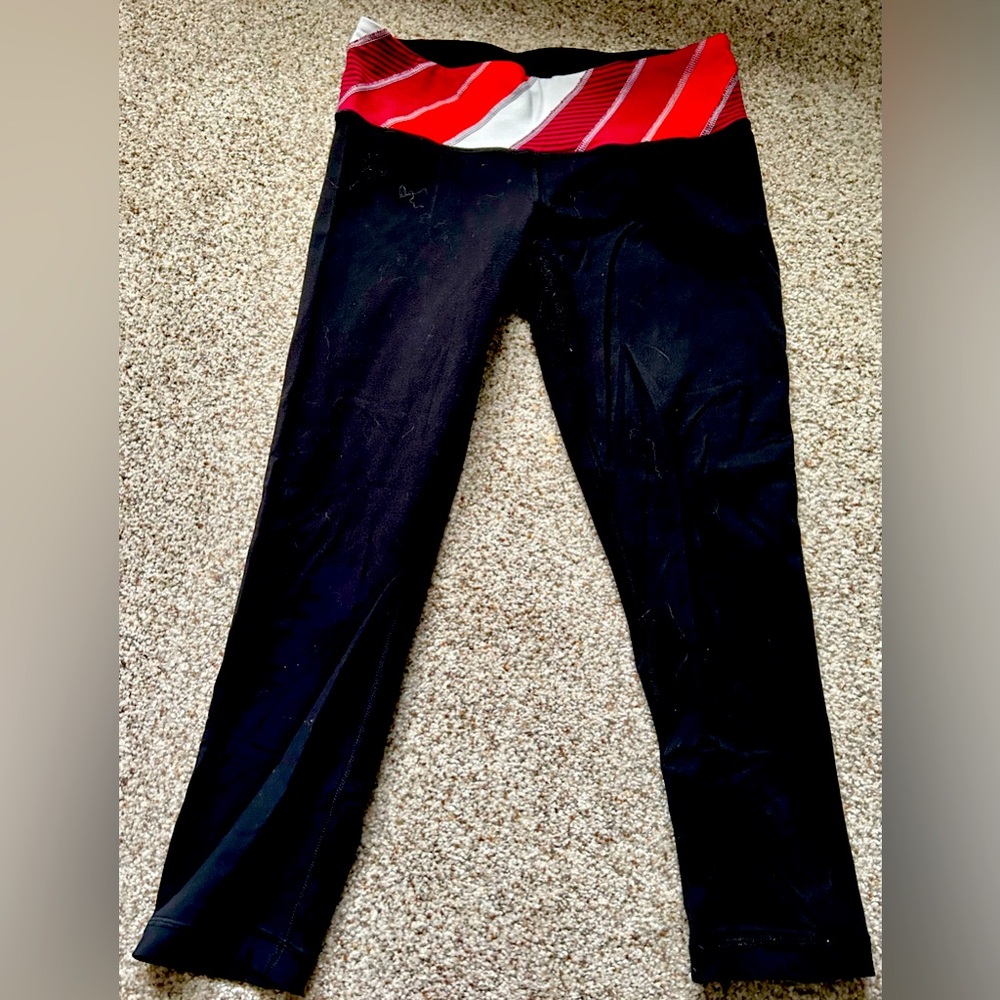 Women’s ⅞ Length LuLuLemon Leggings
